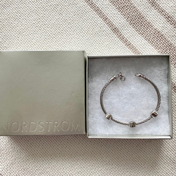 Nordstrom Jewelry - Nordstrom Silver Peace Sign Cuff Braclet